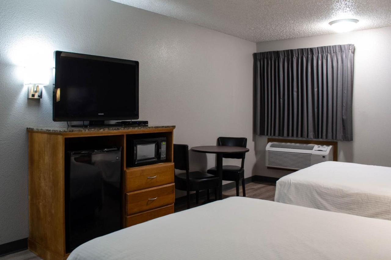 New Victorian Inn & Suites-Norfolk Bagian luar foto