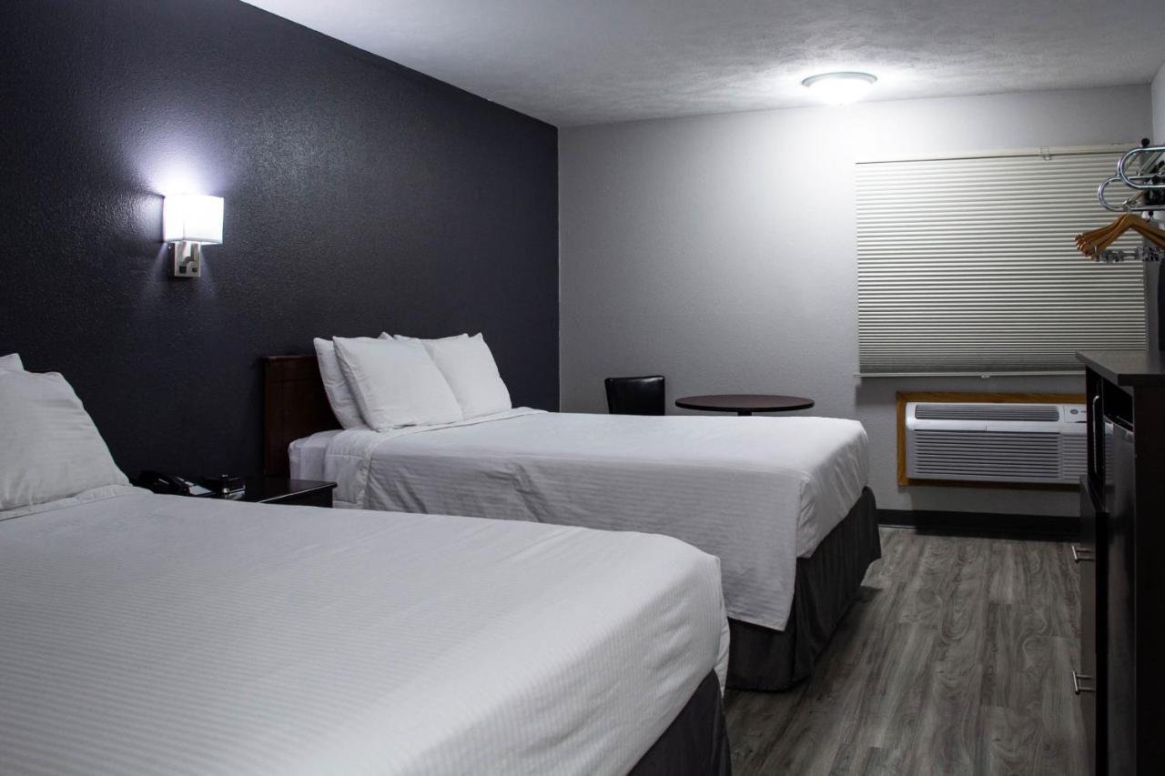 New Victorian Inn & Suites-Norfolk Bagian luar foto