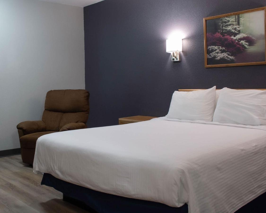 New Victorian Inn & Suites-Norfolk Bagian luar foto