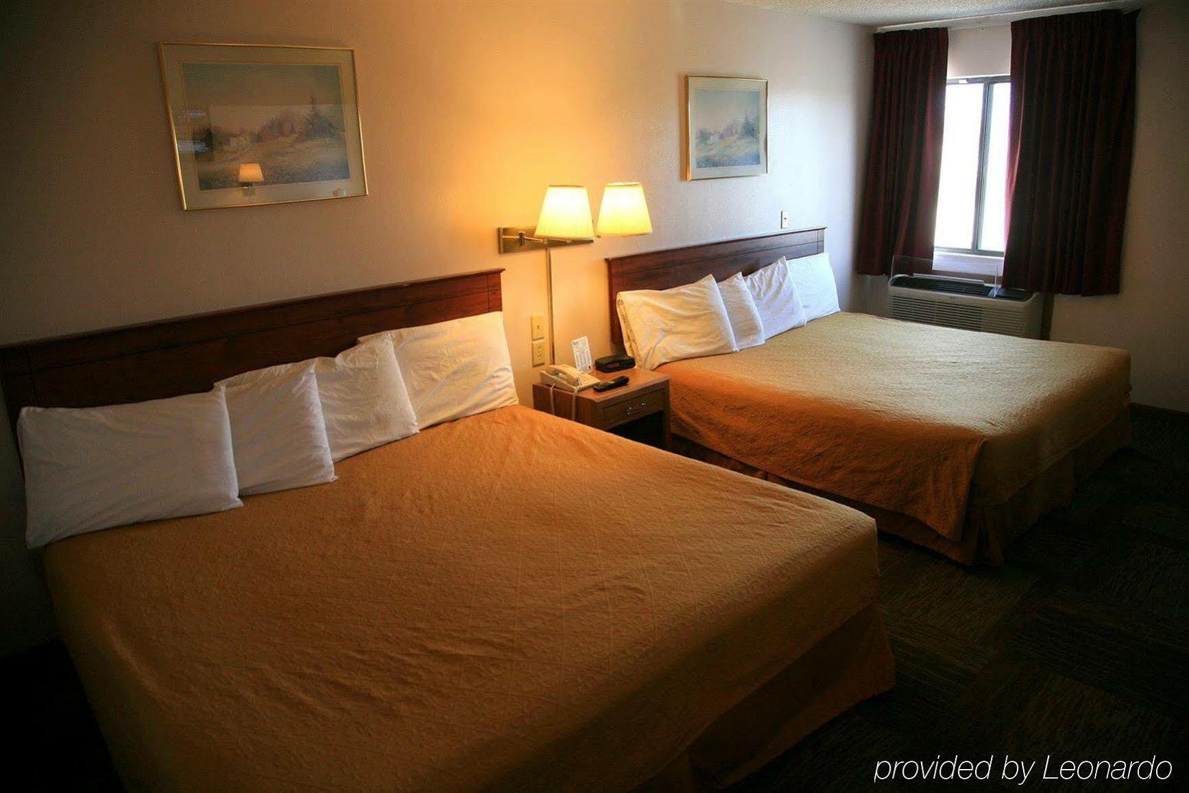 New Victorian Inn & Suites-Norfolk Bagian luar foto
